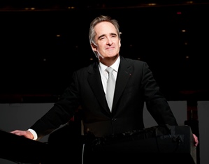 James_Conlon__credit_Dan_Steinberg-LA_Opera_resized_1.jpg