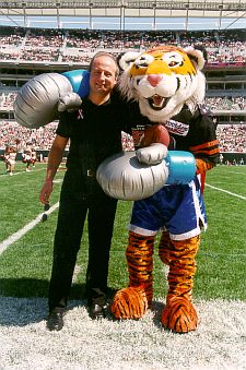 PJ_with_Bengal_mascot.jpg