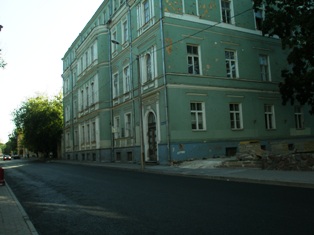 building_where_Tartu_Peac_ve_Treaty_signed2.JPG