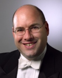 michael_strauss_150_1.jpg